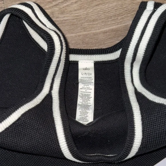 ALO Yoga Black Top with White Accents - Picture 2 of 2